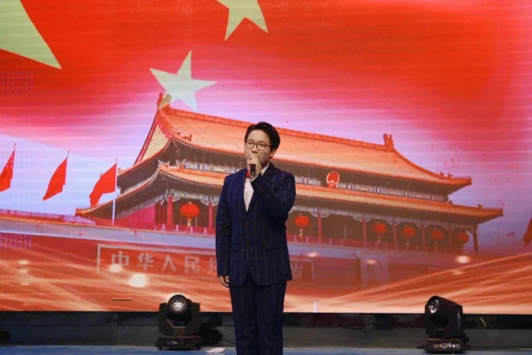 明星三缺一